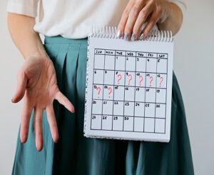 ווסת הפרעות במחזור החודשי Menstruation, Menses - רפאל רוזנסקי - מומחה לרפואה סינית